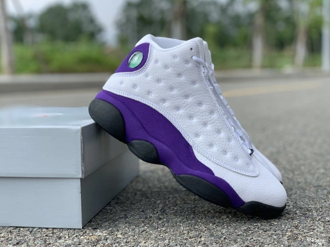 Rep TB Air 13 Lakers Jordan 414571-105 0810